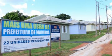 Prefeitura de Maringá entrega chaves de casas populares para 22 famílias neste domingo (10)