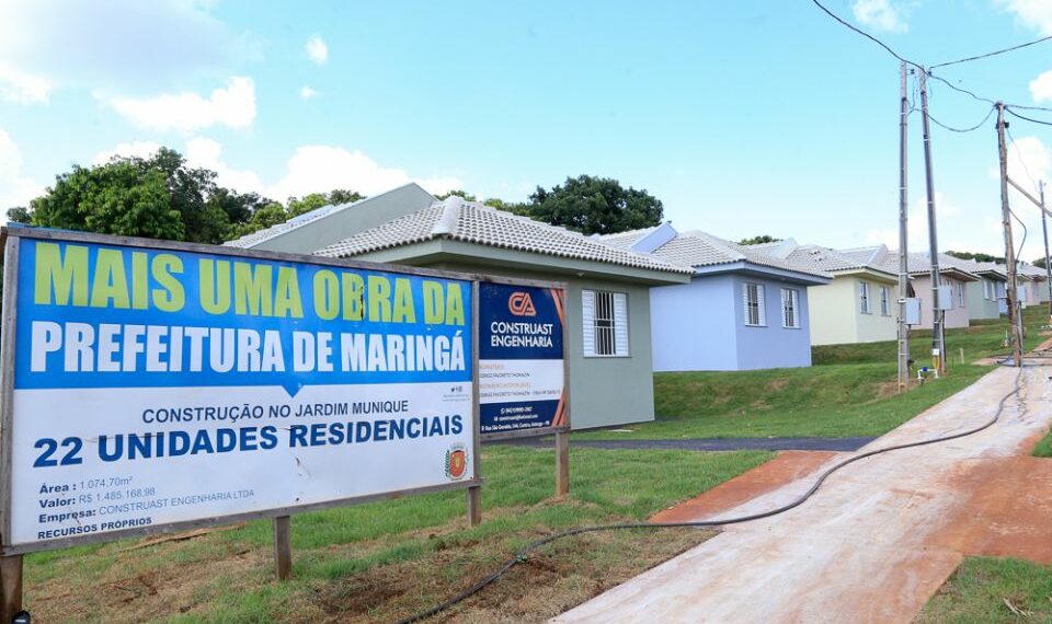 Prefeitura de Maringá entrega chaves de casas populares para 22 famílias neste domingo (10)