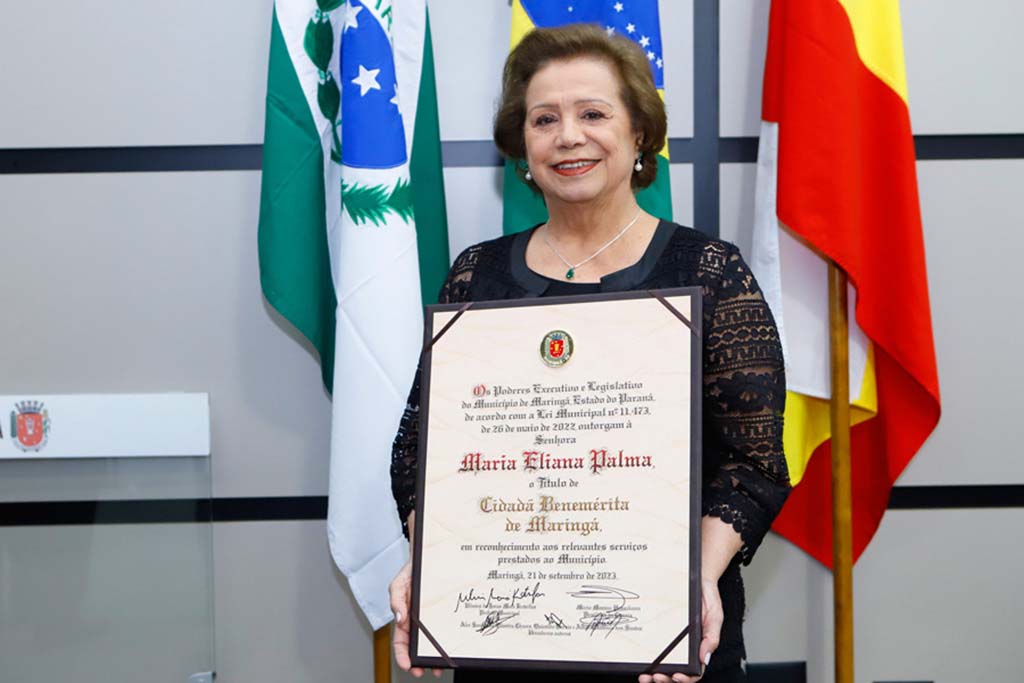 Maria Eliana Palma recebe título de Cidadã Benemérita de Maringá