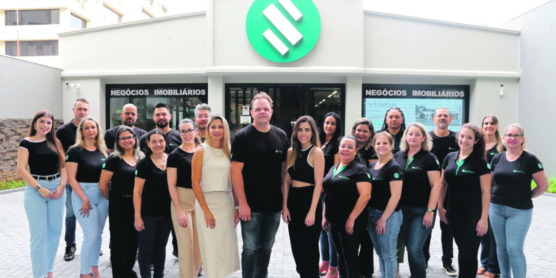 Imobiliária Sândalo completa 43 anos de história