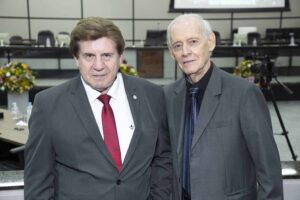 João Teodoro da Silva recebe título de Cidadão Honorário de Maringá