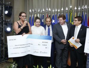 João Teodoro da Silva recebe título de Cidadão Honorário de Maringá