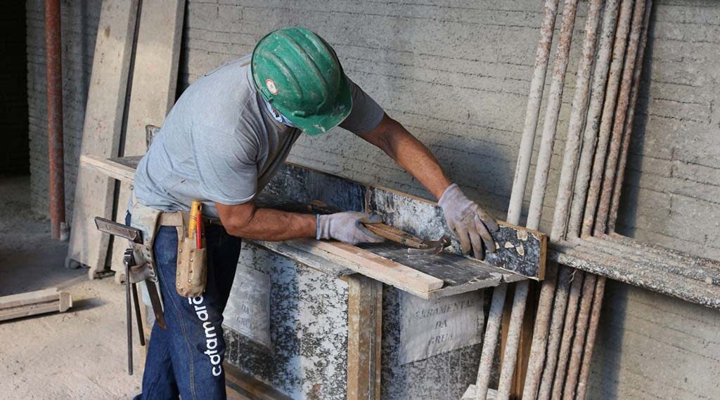 Construção civil cria mais de mil empregos em 2023 em Maringá