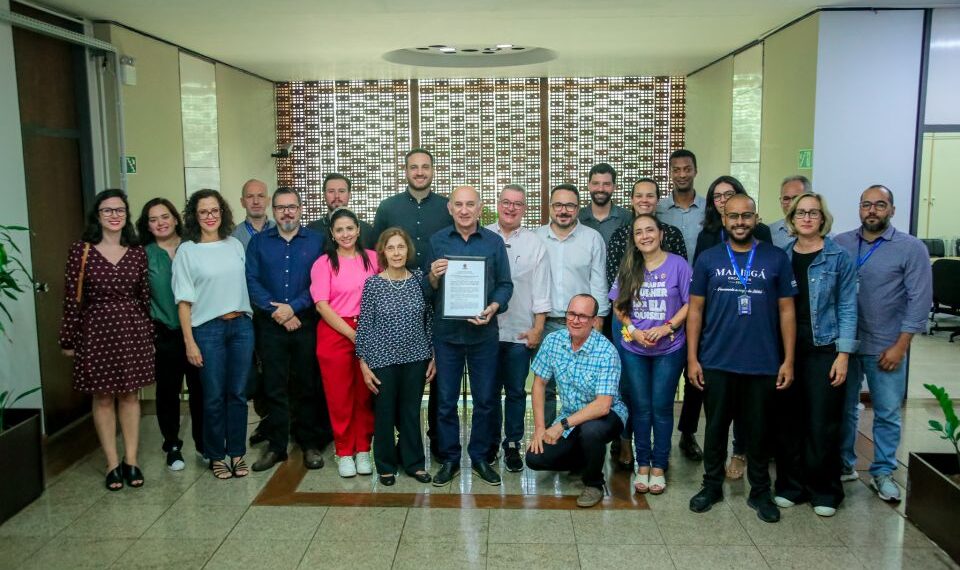 Prefeitura de Maringá assina contrato para atualização do plano municipal de habitação