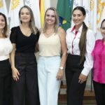 DIA INTERNACIONAL DA MULHER - Sindimóveis/PR homenageia corretoras