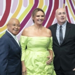 Empresária Fátima Iwata recebe Prêmio ACIM Mulher 2024