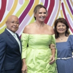 Empresária Fátima Iwata recebe Prêmio ACIM Mulher 2024