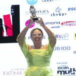 Empresária Fátima Iwata recebe Prêmio ACIM Mulher 2024