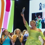 Empresária Fátima Iwata recebe Prêmio ACIM Mulher 2024