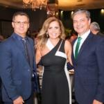 Empresária Fátima Iwata recebe Prêmio ACIM Mulher 2024