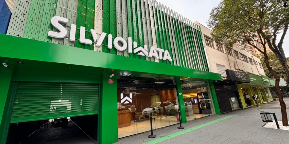 Silvio Iwata inaugura nova matriz em Maringá