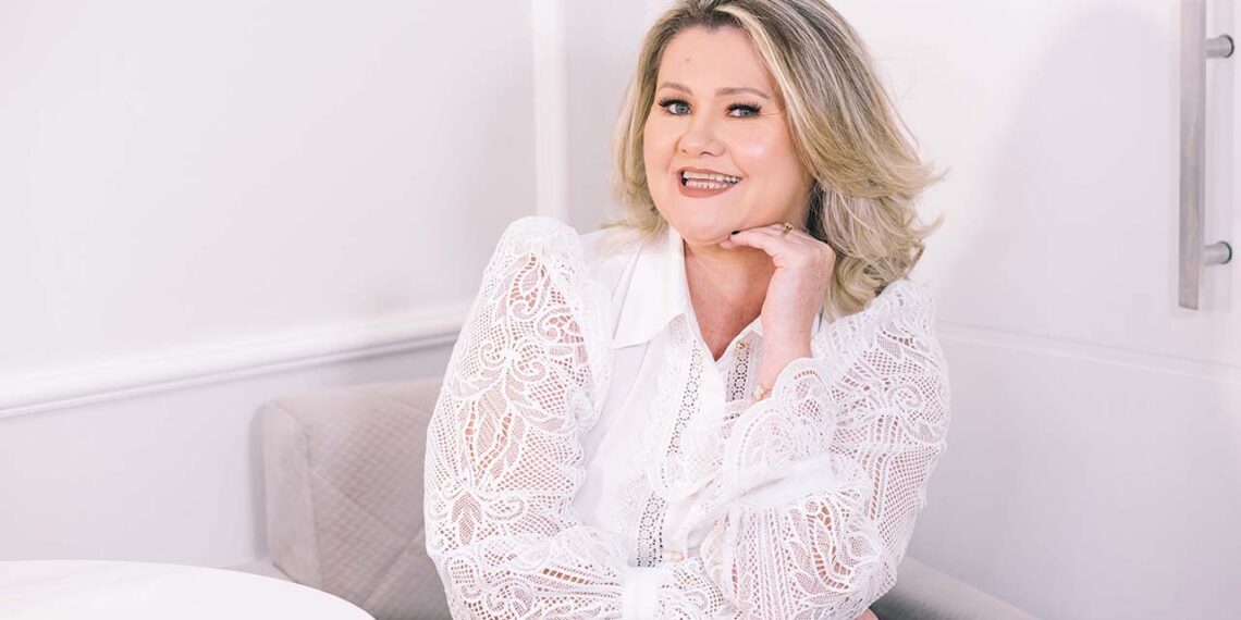 ADRIANA ULIANA – Uma jornada marcada pela incessante busca da excelência