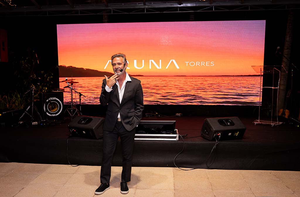 Com suas exclusivas mansões suspensas, Aruna Torres celebra 60% de vendas no lançamento 7 Com suas exclusivas mansões suspensas, Aruna Torres celebra 60% de vendas no lançamento