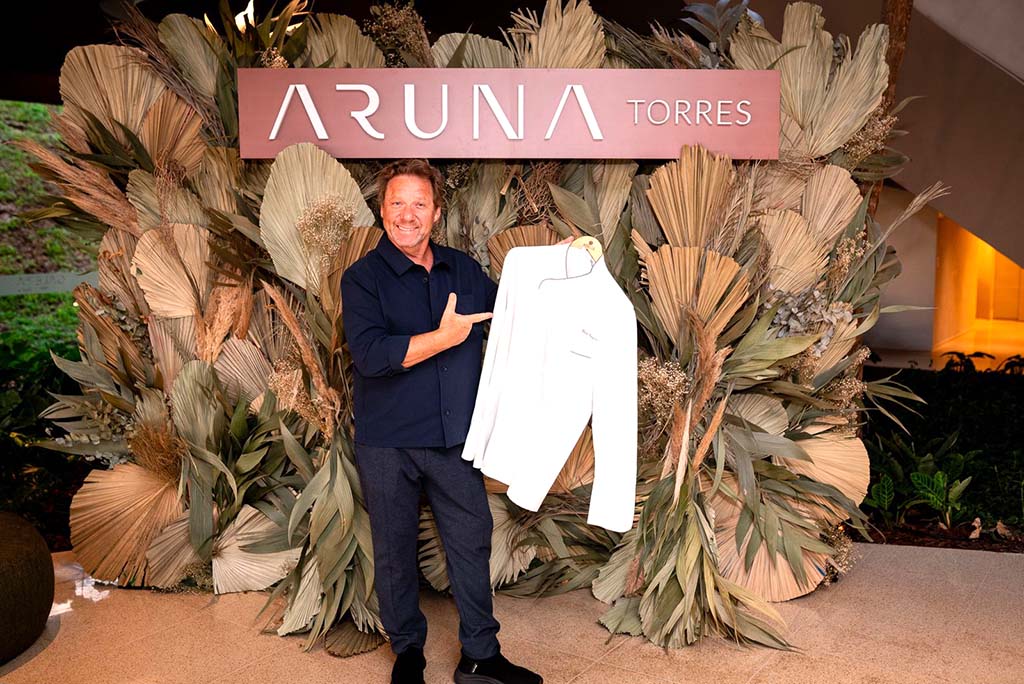 Com suas exclusivas mansões suspensas, Aruna Torres celebra 60% de vendas no lançamento 5 Com suas exclusivas mansões suspensas, Aruna Torres celebra 60% de vendas no lançamento