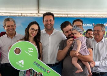 Com nova entrega, Casa Fácil Paraná já beneficiou 6,1 mil famílias de Maringá