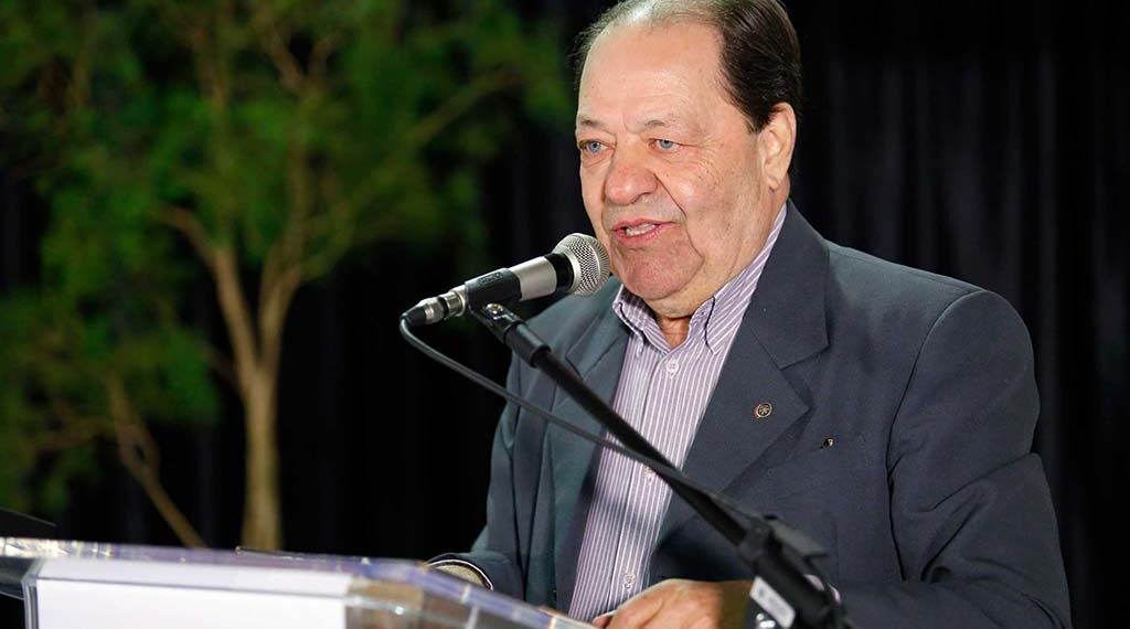 Vereadores de Maringá homenageiam Nelson Barbosa com a Comenda Dom Jaime Luiz Coelho