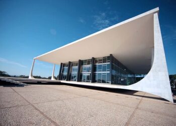 STF decide que municípios não podem usar área do imóvel para calcular alíquota do IPTU