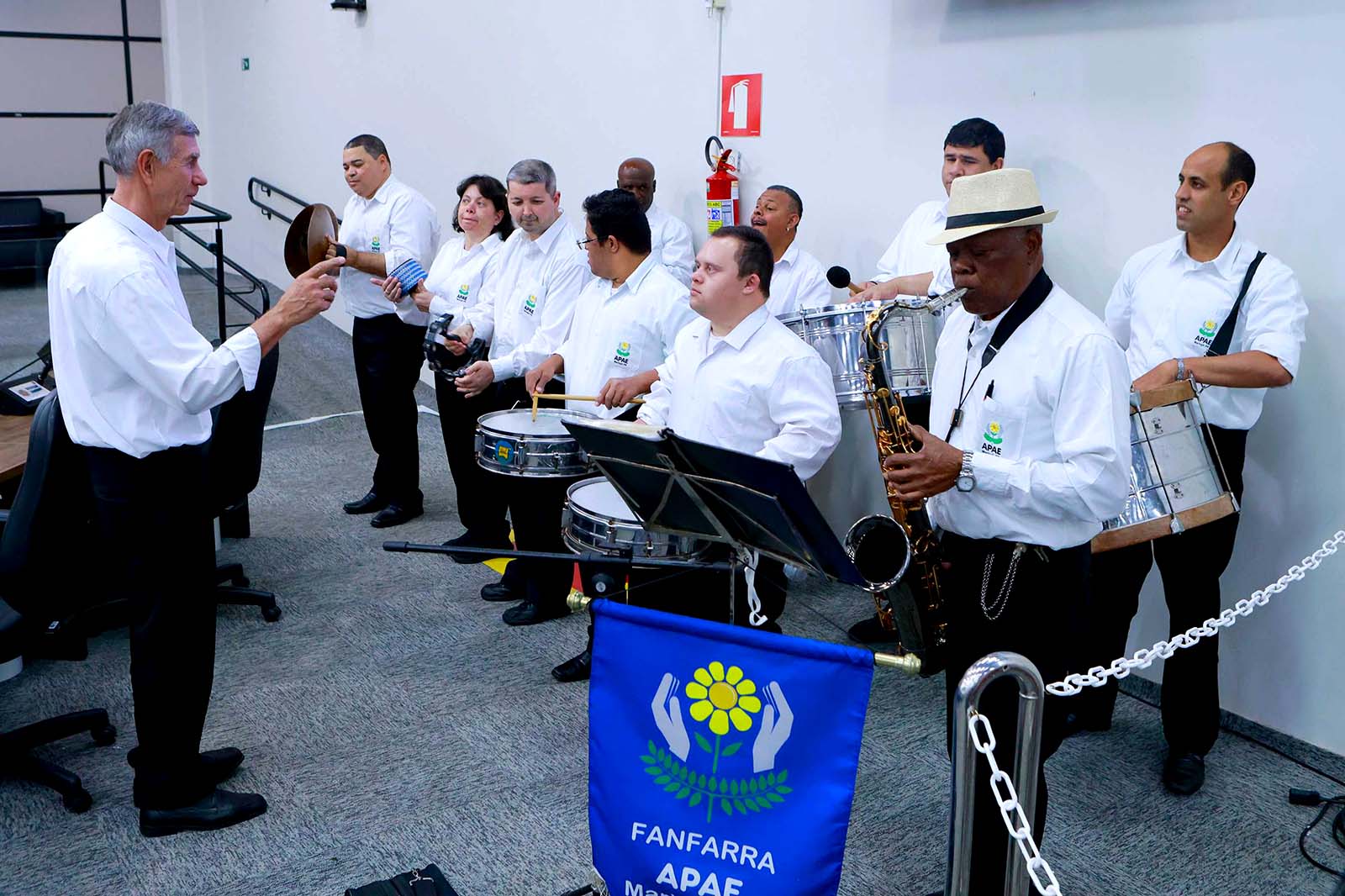 Pioneiro, Nelson Barbosa recebe Comenda Dom Jaime Luiz Coelho por atuação social em Maringá 4 Pioneiro, Nelson Barbosa recebe Comenda Dom Jaime Luiz Coelho por atuação social em Maringá