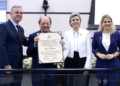 Pioneiro, Nelson Barbosa recebe Comenda Dom Jaime Luiz Coelho por atuação social em Maringá