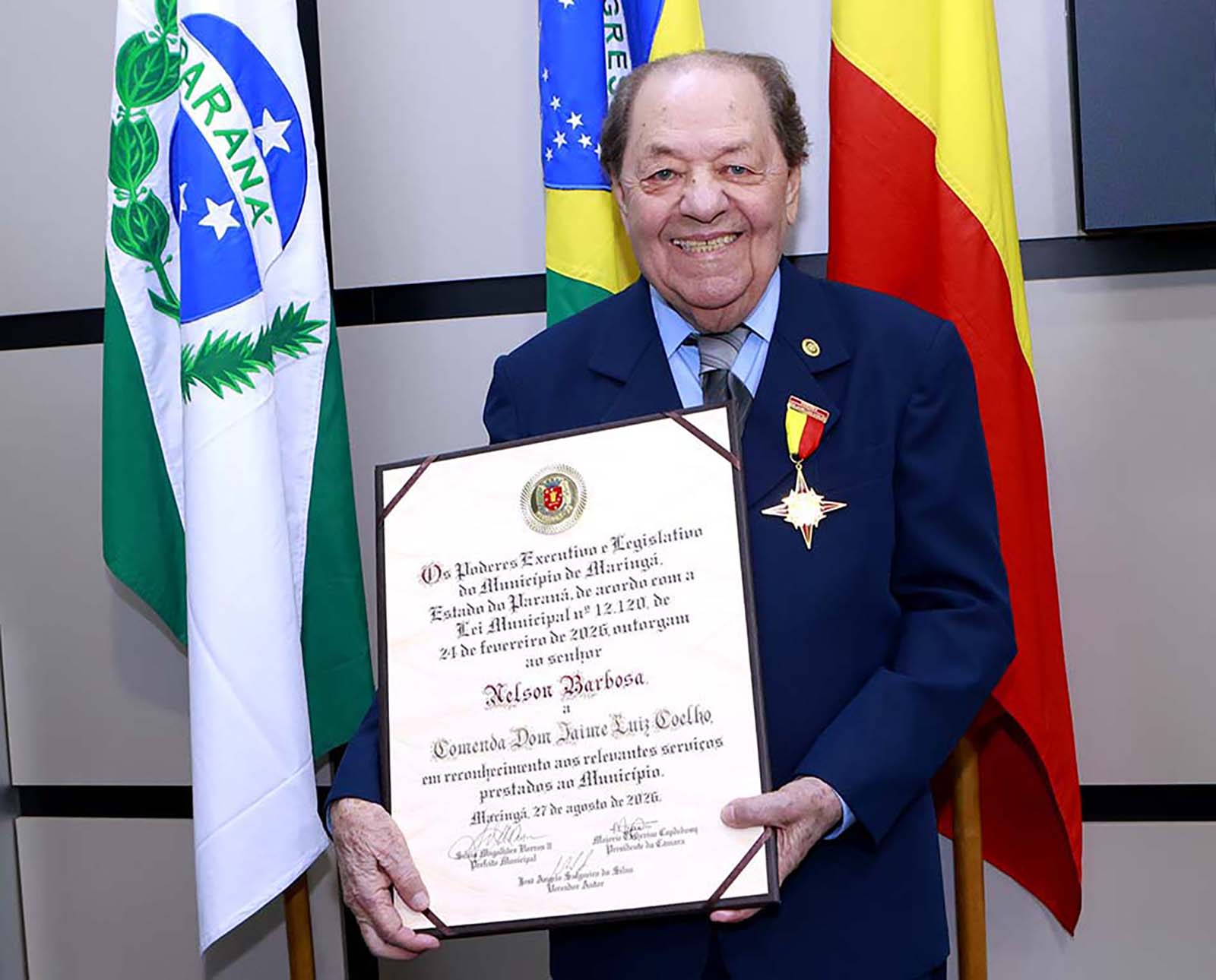 Pioneiro, Nelson Barbosa recebe Comenda Dom Jaime Luiz Coelho por atuação social em Maringá 2 Pioneiro, Nelson Barbosa recebe Comenda Dom Jaime Luiz Coelho por atuação social em Maringá