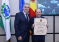 Pioneiro, Nelson Barbosa recebe Comenda Dom Jaime Luiz Coelho por atuação social em Maringá