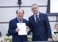 Pioneiro, Nelson Barbosa recebe Comenda Dom Jaime Luiz Coelho por atuação social em Maringá