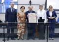Pioneiro, Nelson Barbosa recebe Comenda Dom Jaime Luiz Coelho por atuação social em Maringá
