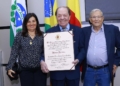 Pioneiro, Nelson Barbosa recebe Comenda Dom Jaime Luiz Coelho por atuação social em Maringá