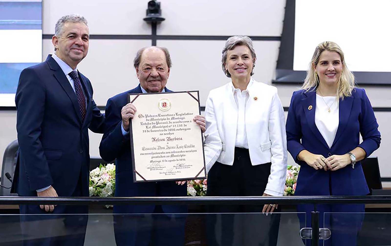 Pioneiro, Nelson Barbosa recebe Comenda Dom Jaime Luiz Coelho por atuação social em Maringá 1 Pioneiro, Nelson Barbosa recebe Comenda Dom Jaime Luiz Coelho por atuação social em Maringá
