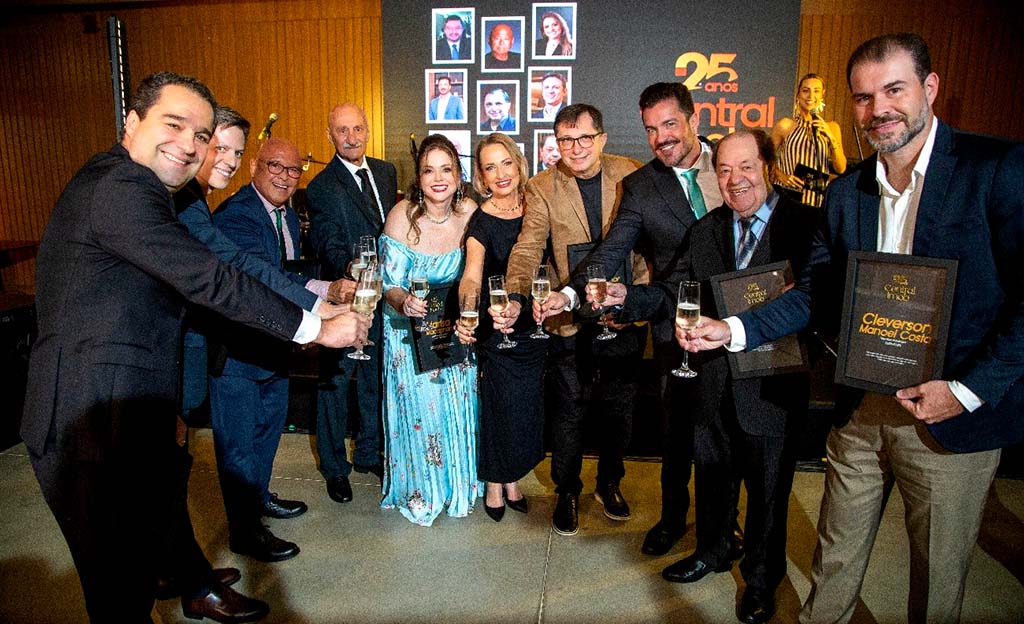Central Imob celebra 25 anos com homenagens e apresenta novos projetos para o mercado imobiliário